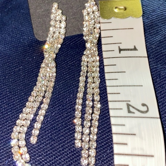 1 bundle of 4 pairs earrings oversized rhinestones earrings - Picture 3 of 4